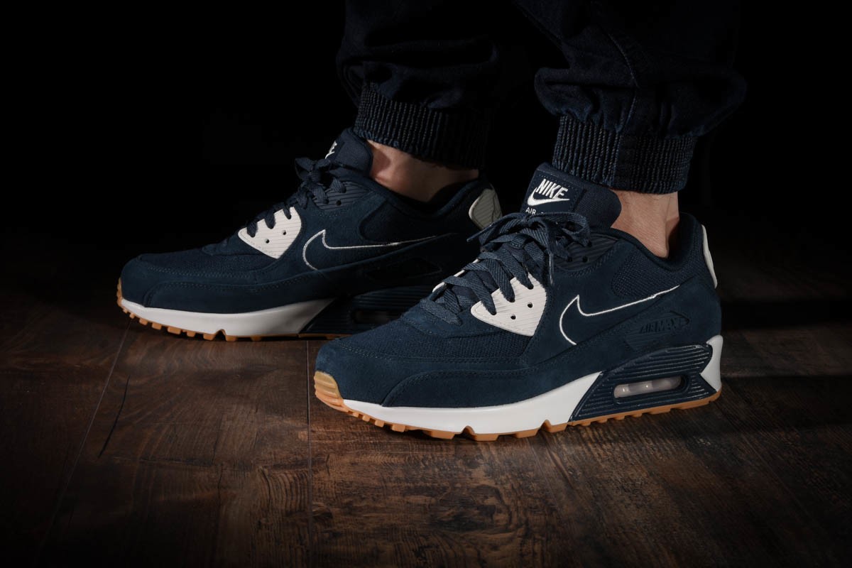 NIKE AIR MAX 90 PREMIUM ARMORY NAVY