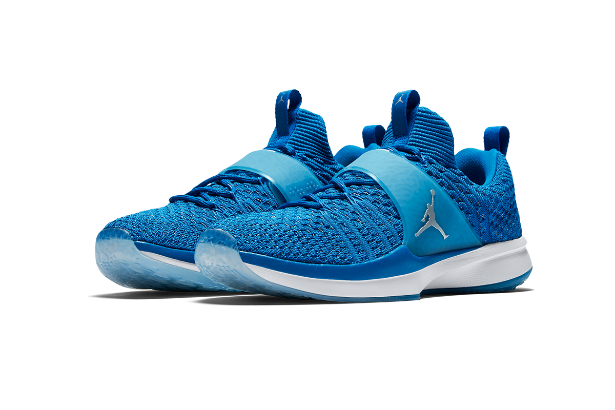 jordan trainer 2 flyknit blue