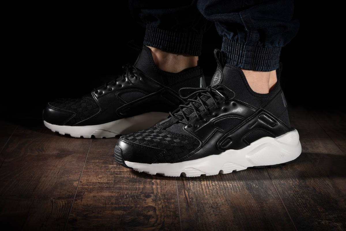 NIKE AIR HUARACHE RUN ULTRA SE BLACK