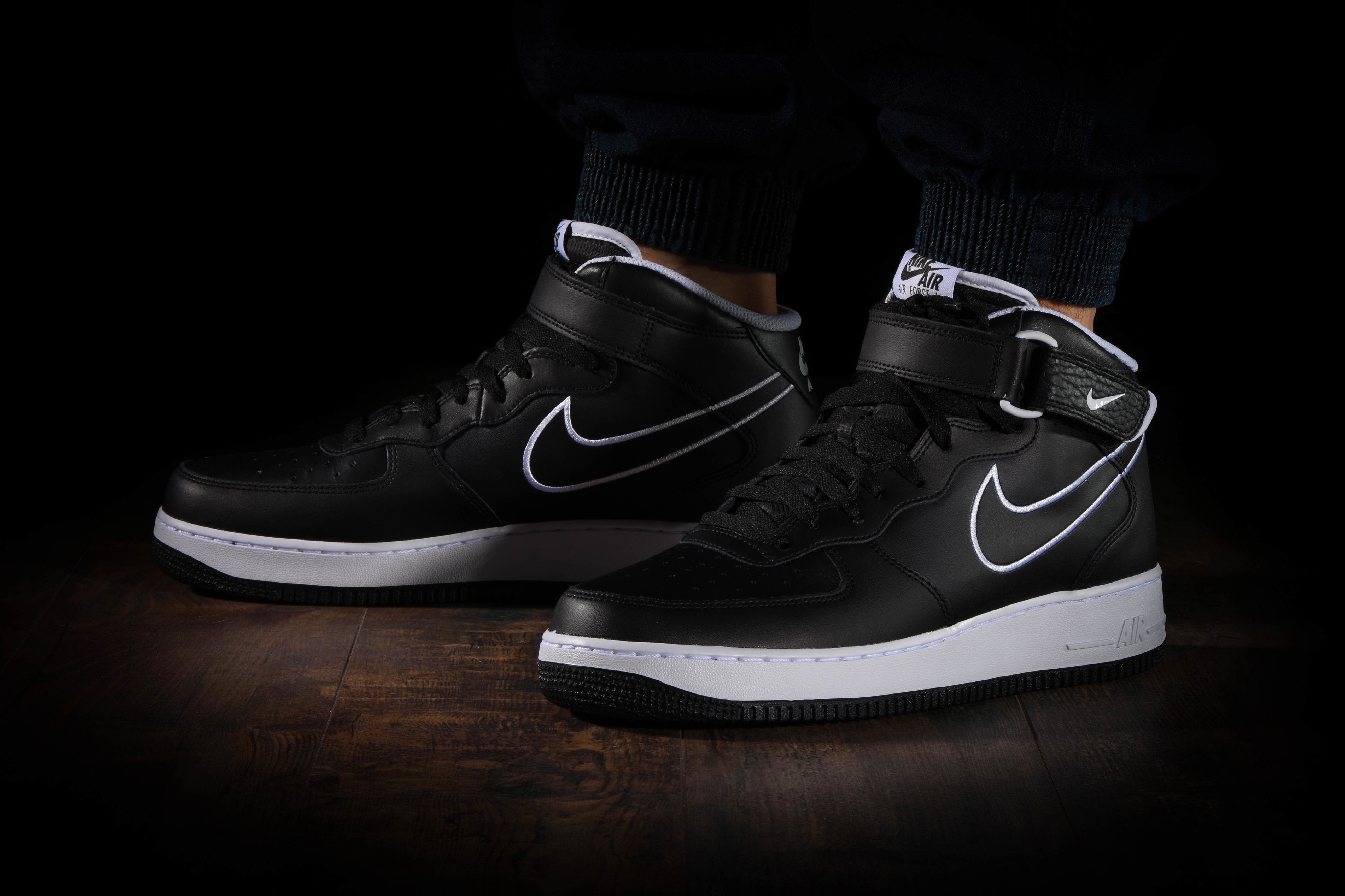 NIKE AIR FORCE 1 MID '07 LTHR BLACK