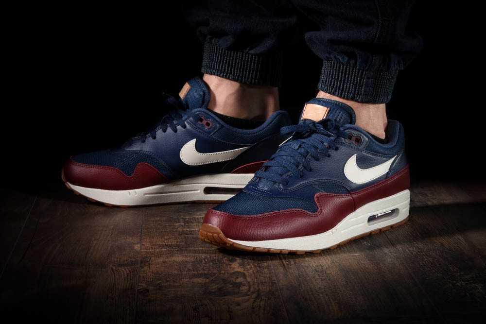 NIKE AIR MAX 1 for £125.00 