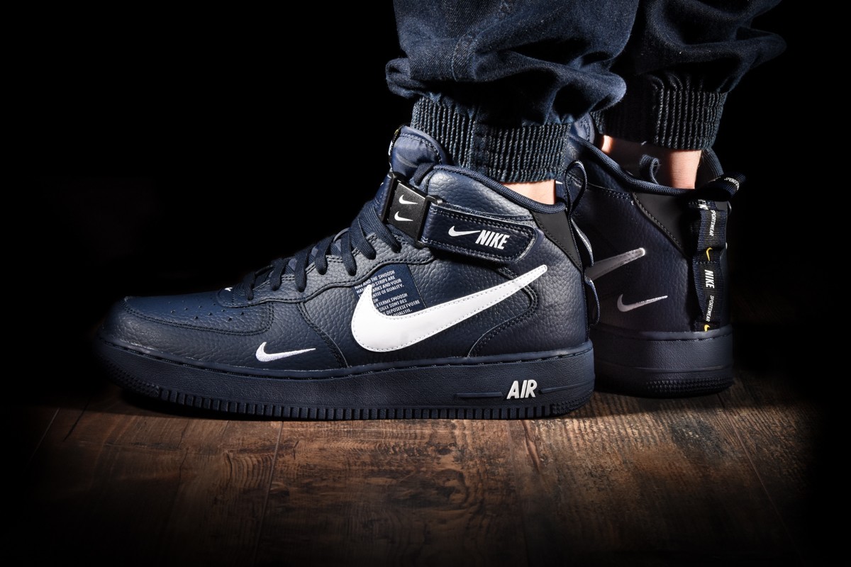 nike air force 1 07 mid lv8