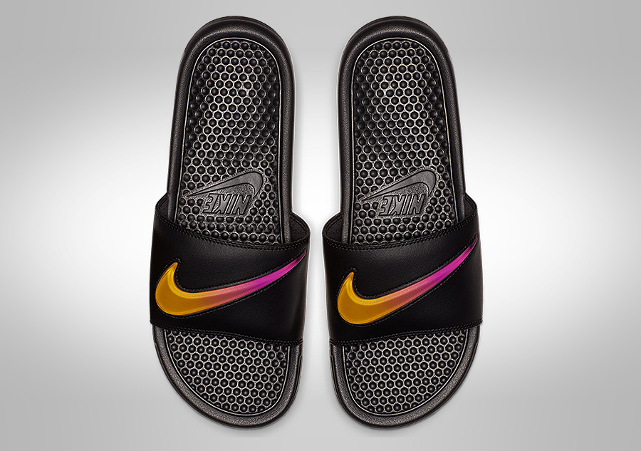 Nike on sale benassi jelly