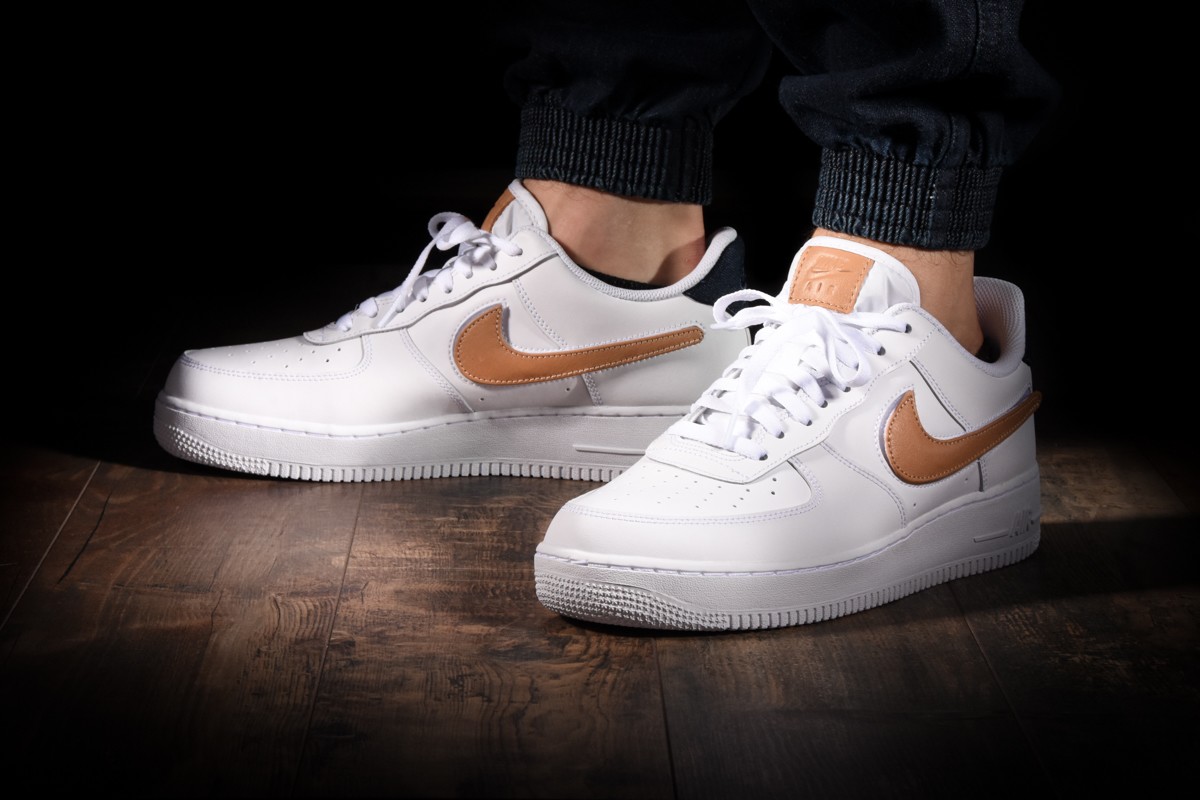 NIKE AIR FORCE 1 '07 LV8 WHITE