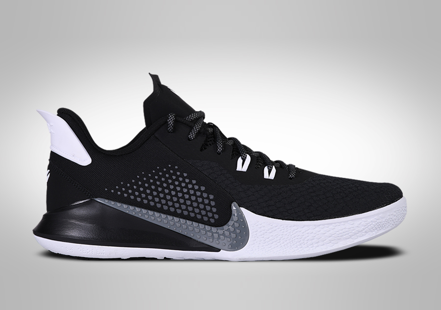 nike black mamba fury