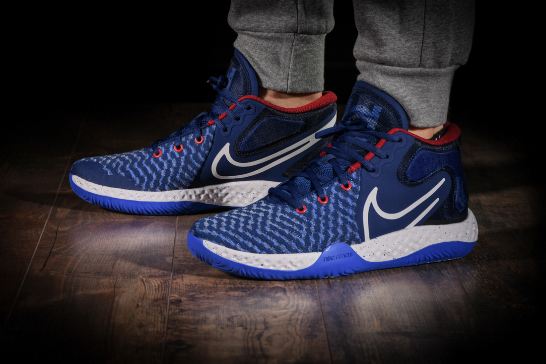 NIKE KD TREY 5 VIII BLUE VOID pro €105,00 | kicksmaniac.com