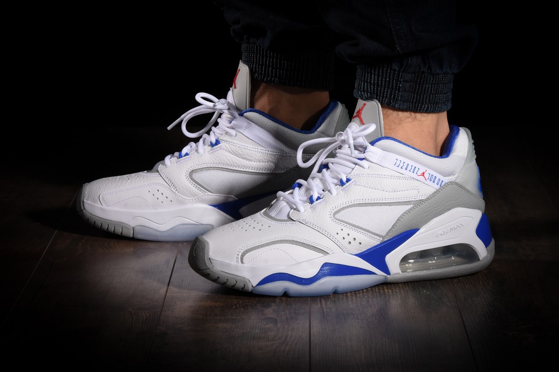 NIKE AIR JORDAN POINT LANE RETRO INSPIRED TRUE BLUE