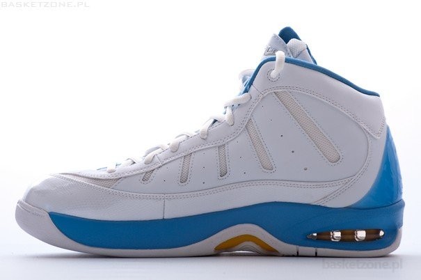 NIKE AIR JORDAN MELO M7 Carmelo Anthony pour 75 00 Basketzone